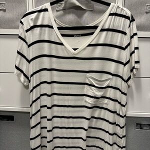 Grace & Lace Black and White Striped V-Neck Tee